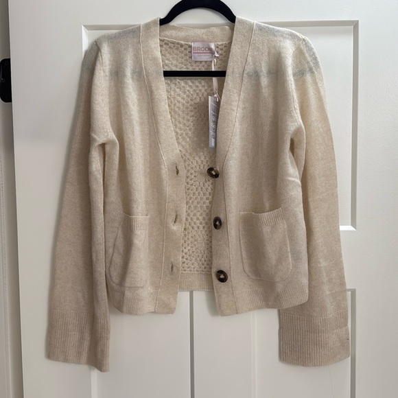 BRODIE CASHMERE 100% Cashmere Crochet Back Cardigan - Picture 3 of 7